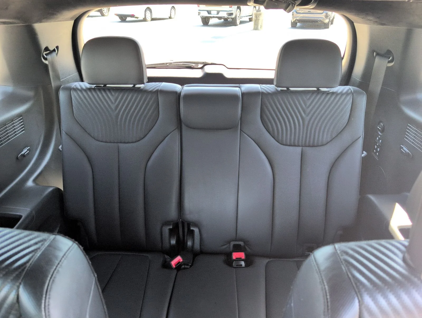Used 2023 Gray Hyundai Calligraphy image 31
