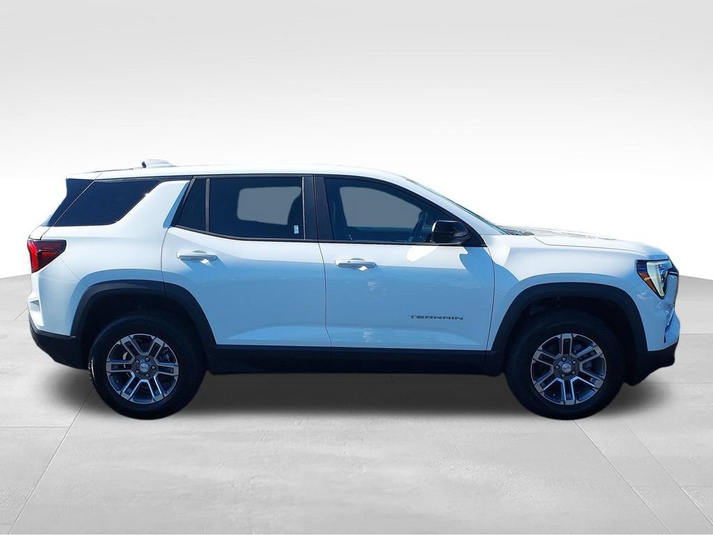 New 2027 Summit White GMC Elevation image 6
