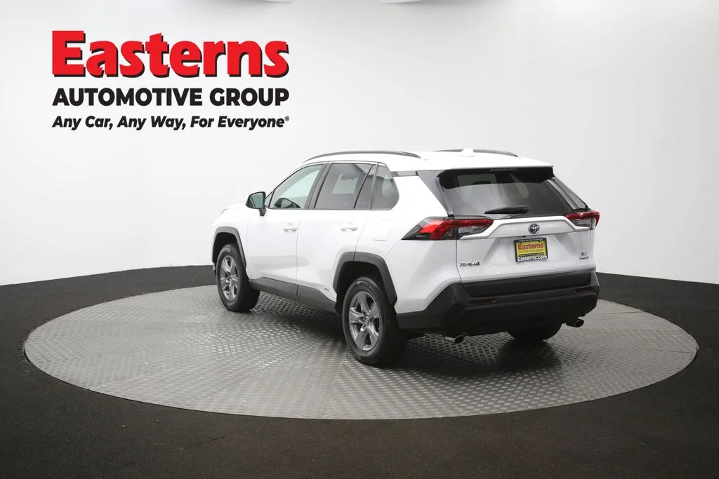Used 2022 White Toyota XLE image 64