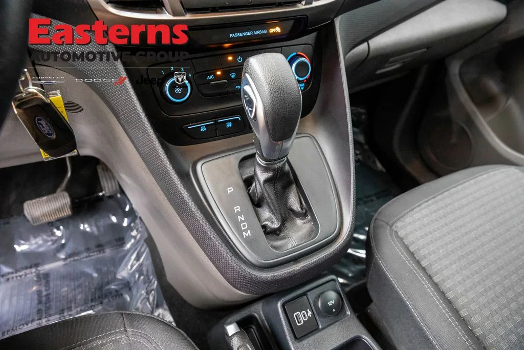 Used 2022 White Ford XLT image 14