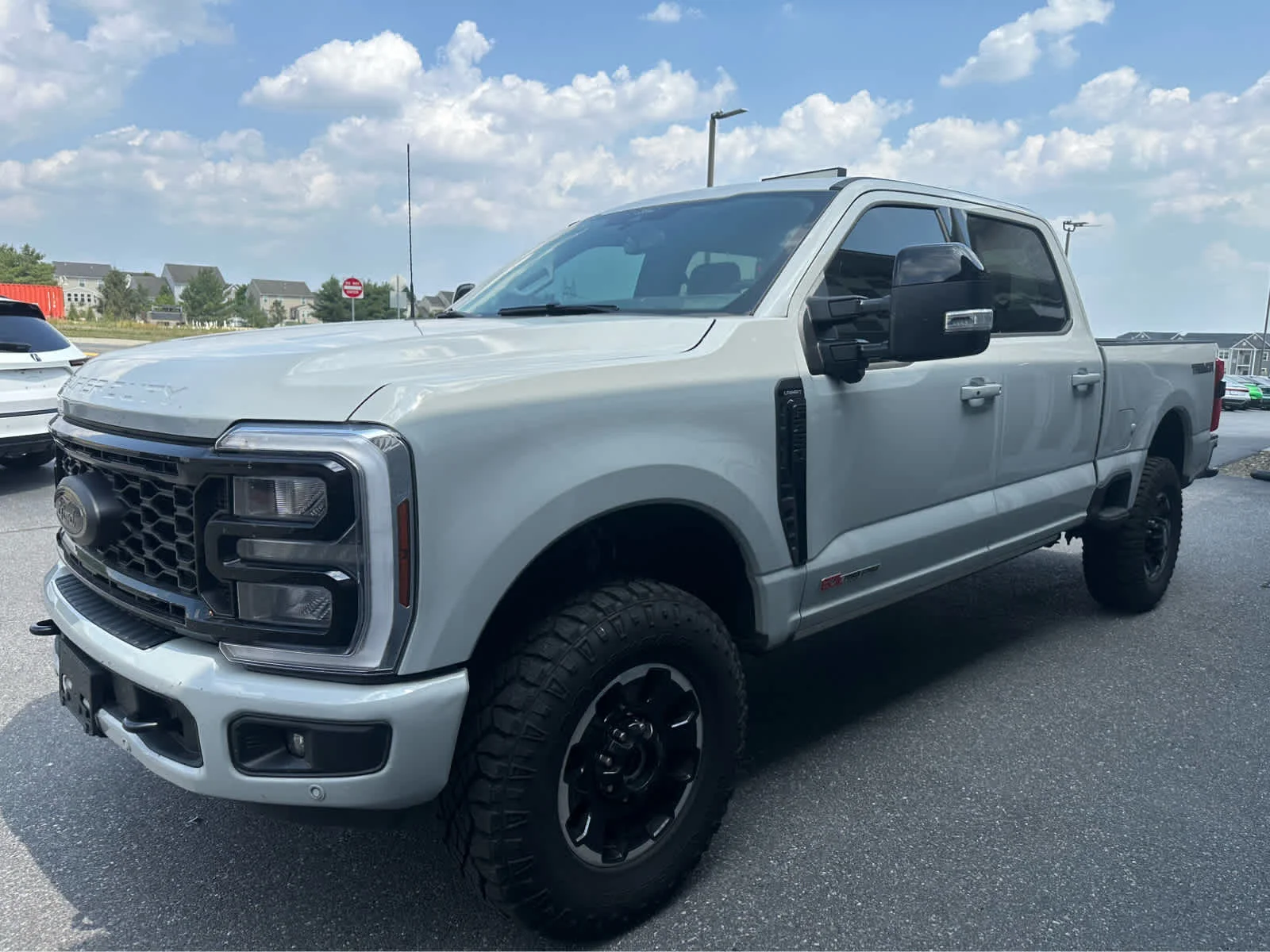 Used 2026 Avalanche Ford LARIAT image 3