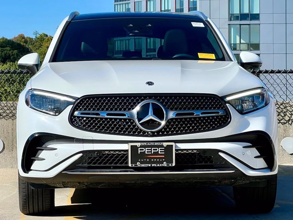 Certified Used 2026 White Mercedes-Benz GLC 300 image 3