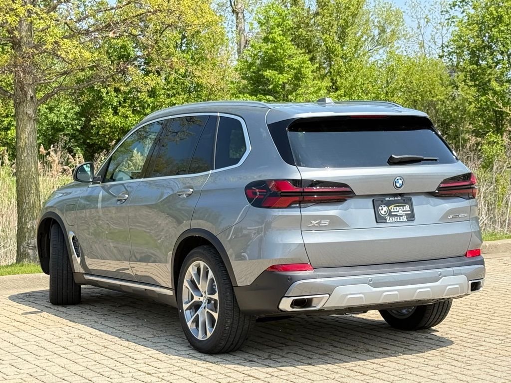 2026 BMW X5 50e - Photo 6