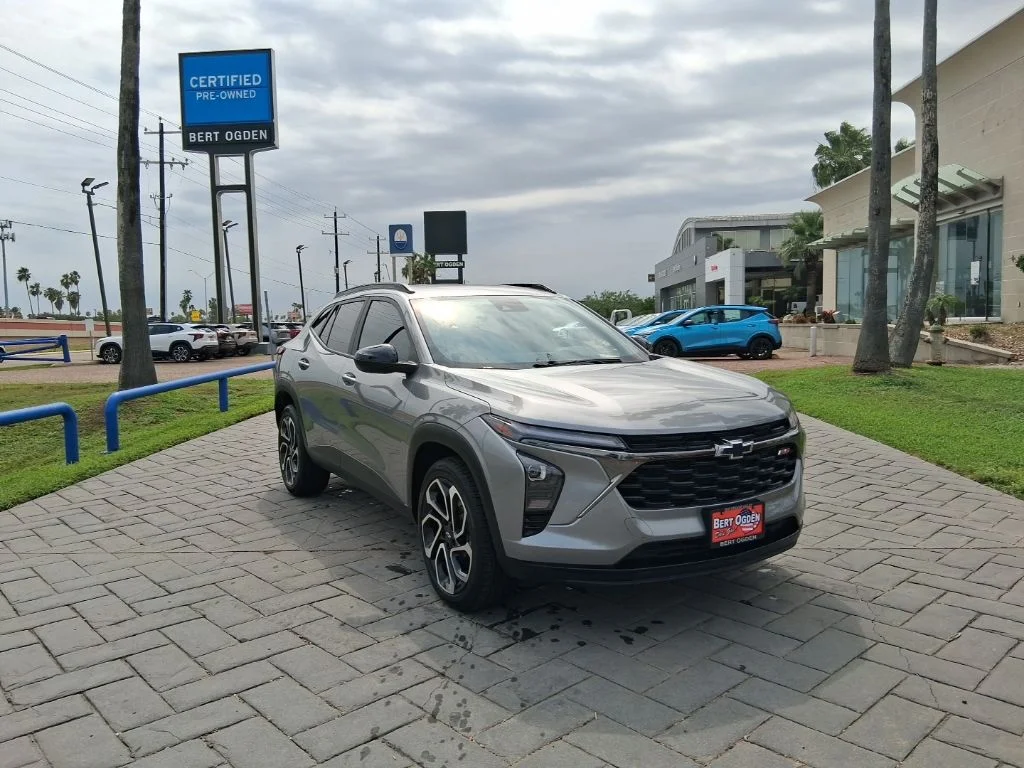 2025 Chevrolet Trax 2RS's photo