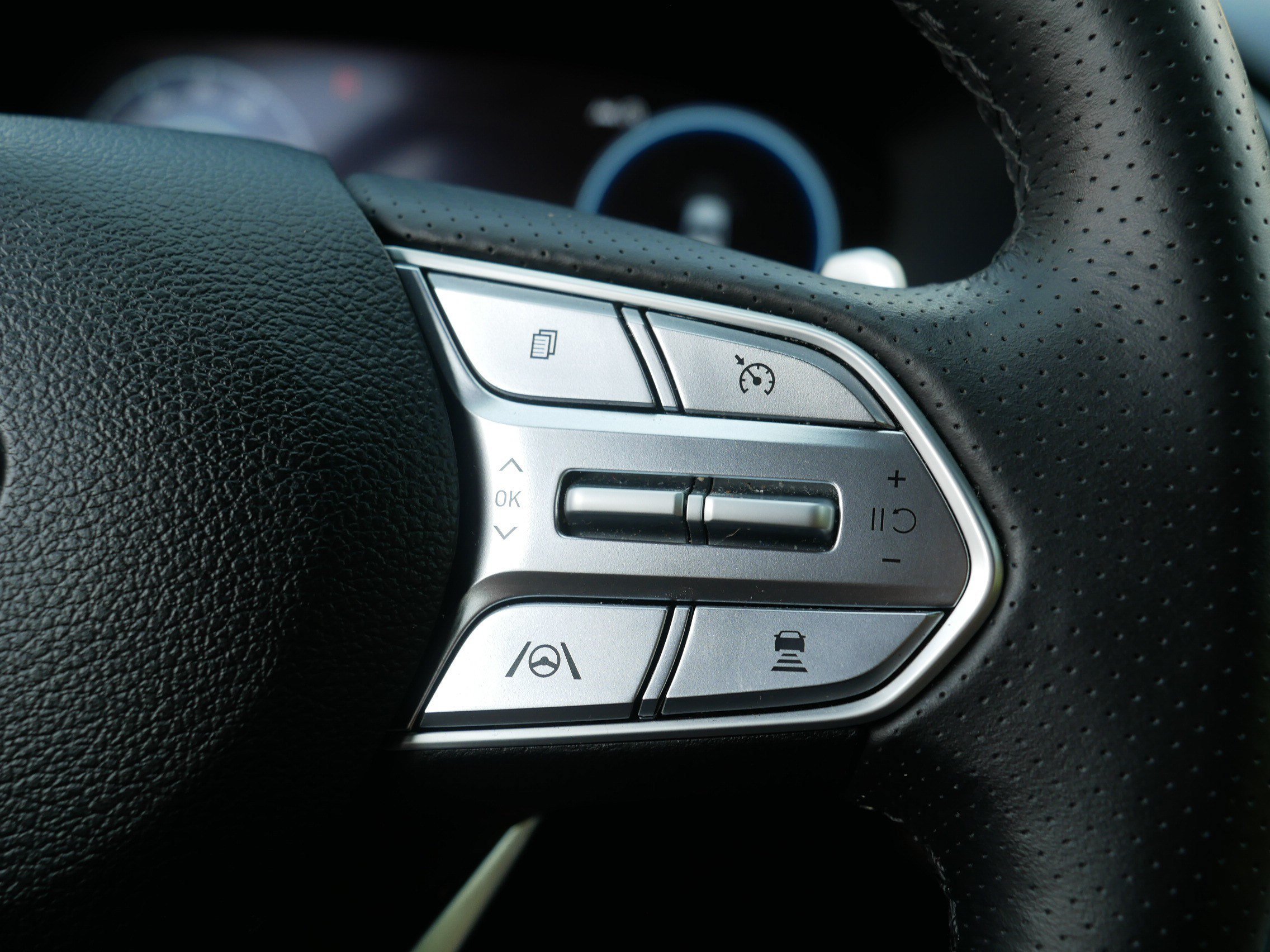 Used 2023 Hampton Gray Hyundai Calligraphy image 30