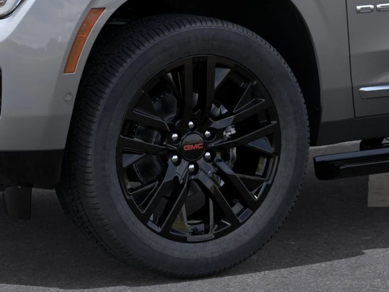 2026 GMC Yukon XL Denali - Photo 10