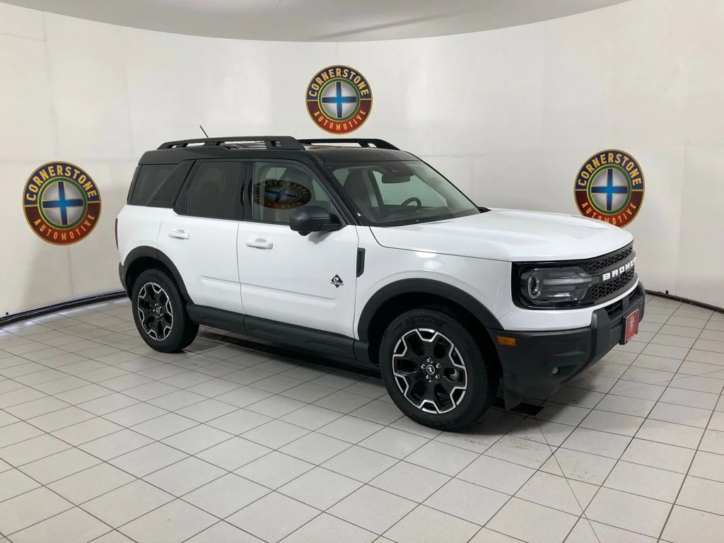 Used 2025 White Ford Outer Banks image 20