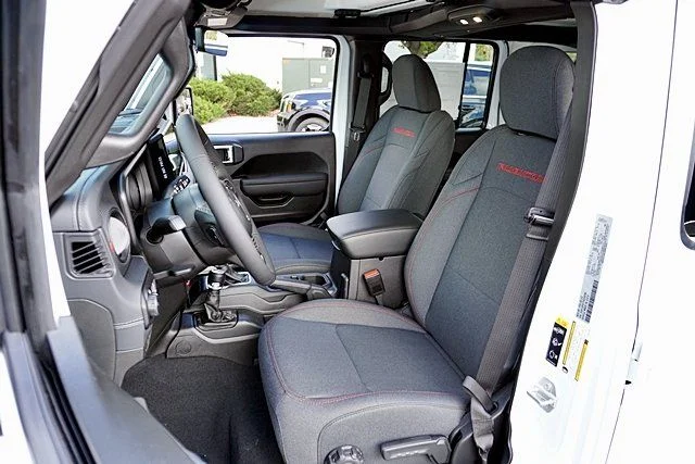 New 2026 Bright White Clearcoat Jeep Rubicon image 21