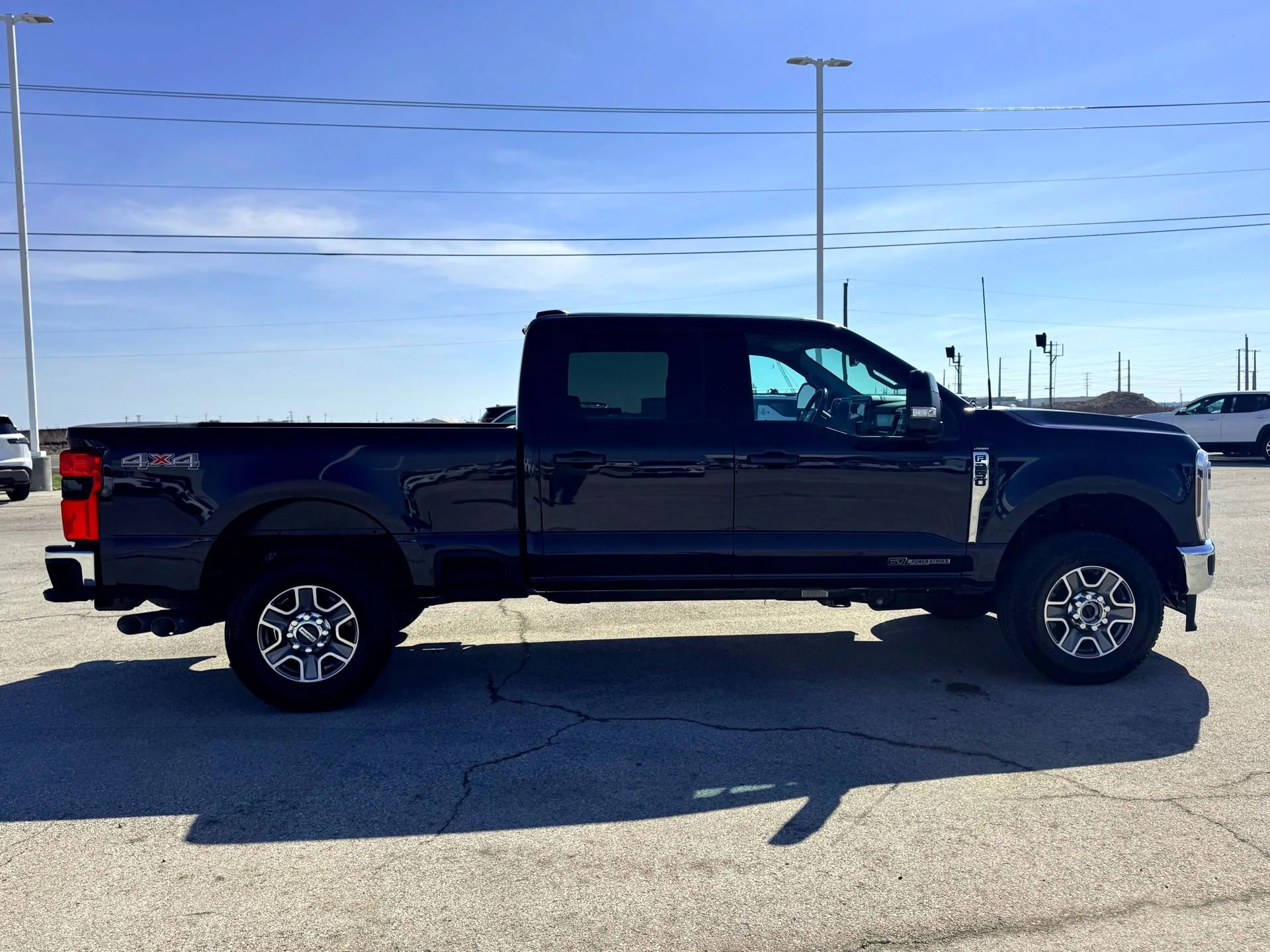 Used 2024  Ford Lariat image 6