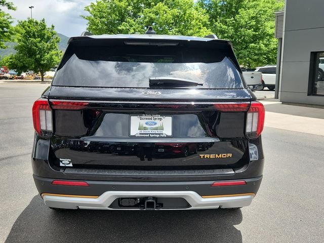New 2026 Agate Black Metallic Ford Tremor® image 4