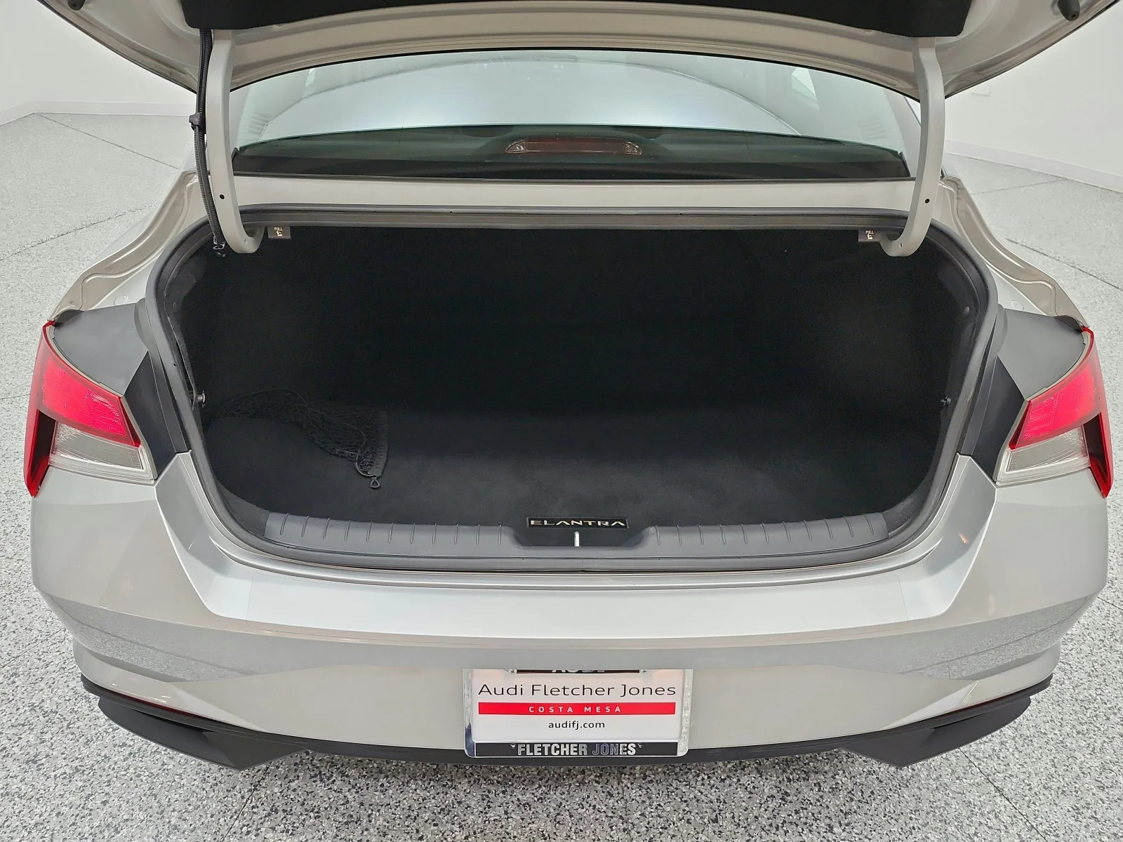 Used 2021 Shimmering Silver Pearl Hyundai SEL IVT image 20