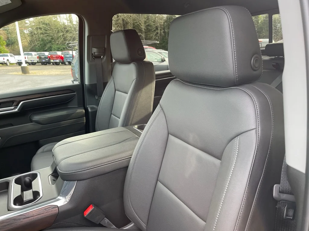 2026 GMC Sierra 2500HD SLT - Photo 24