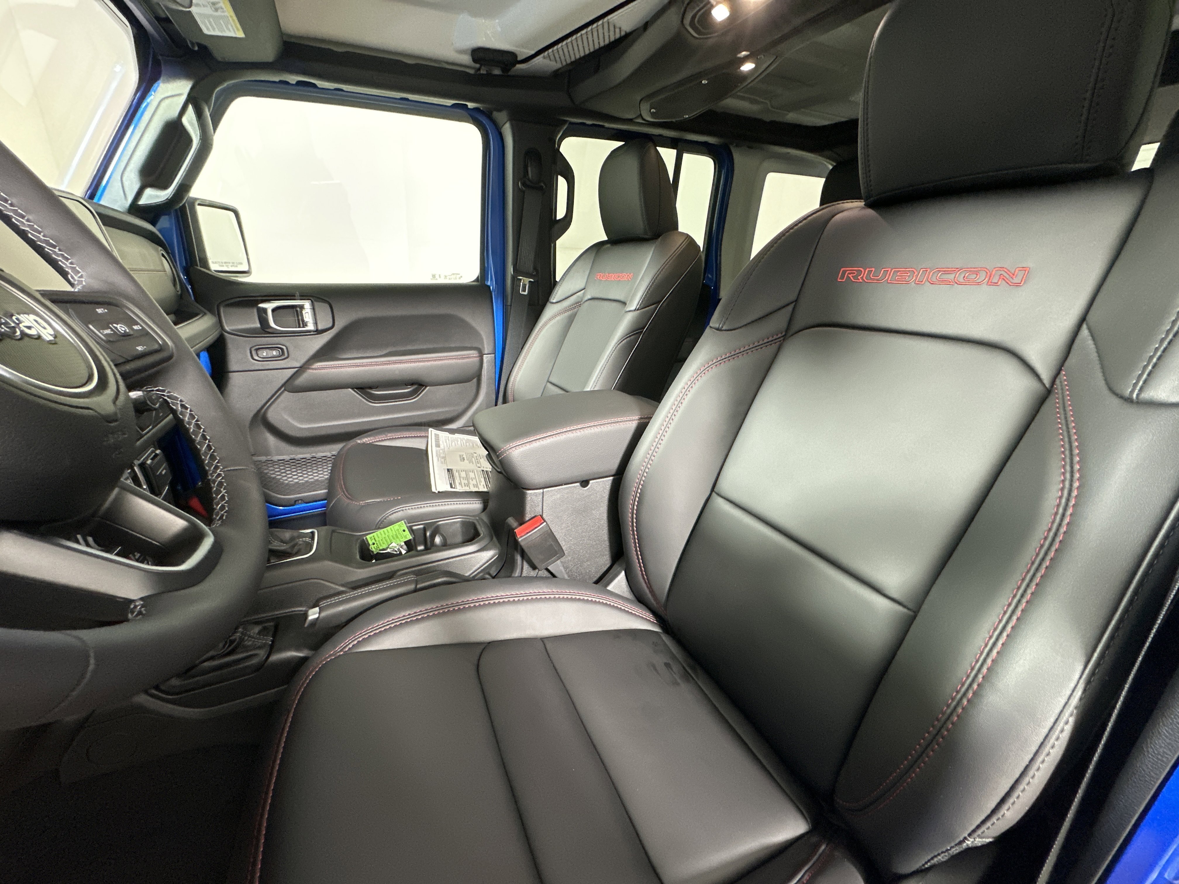 New 2026 Hydro Blue Pearl-Coat Exterior Paint Jeep Rubicon image 9