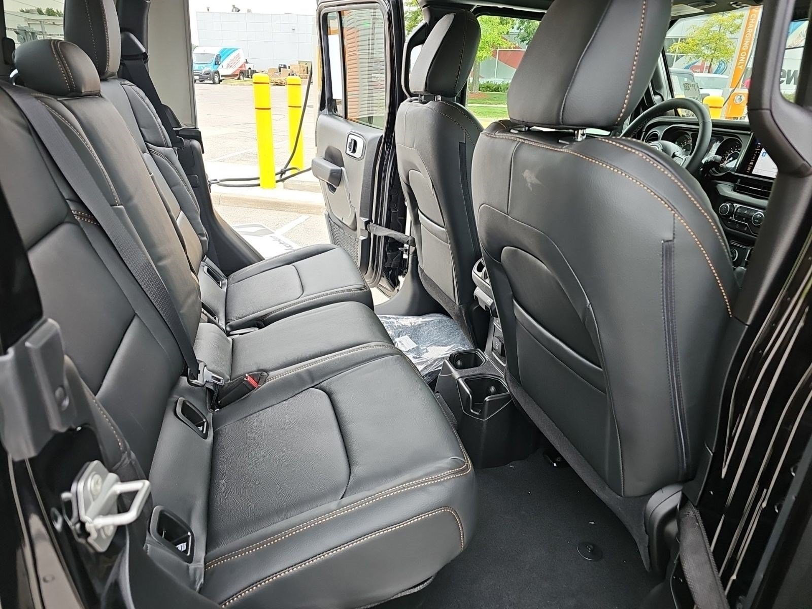 New 2026 Black Clearcoat Jeep 85th Anniversary Edition image 15