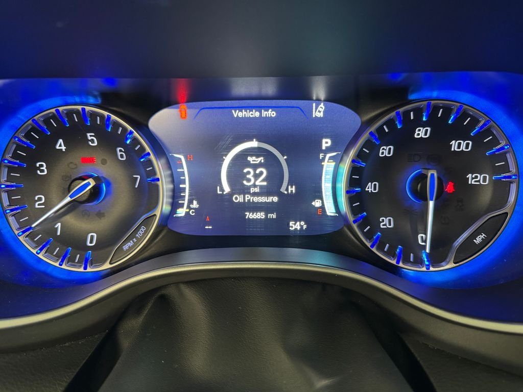 2023 Chrysler Pacifica Touring L - Photo 19
