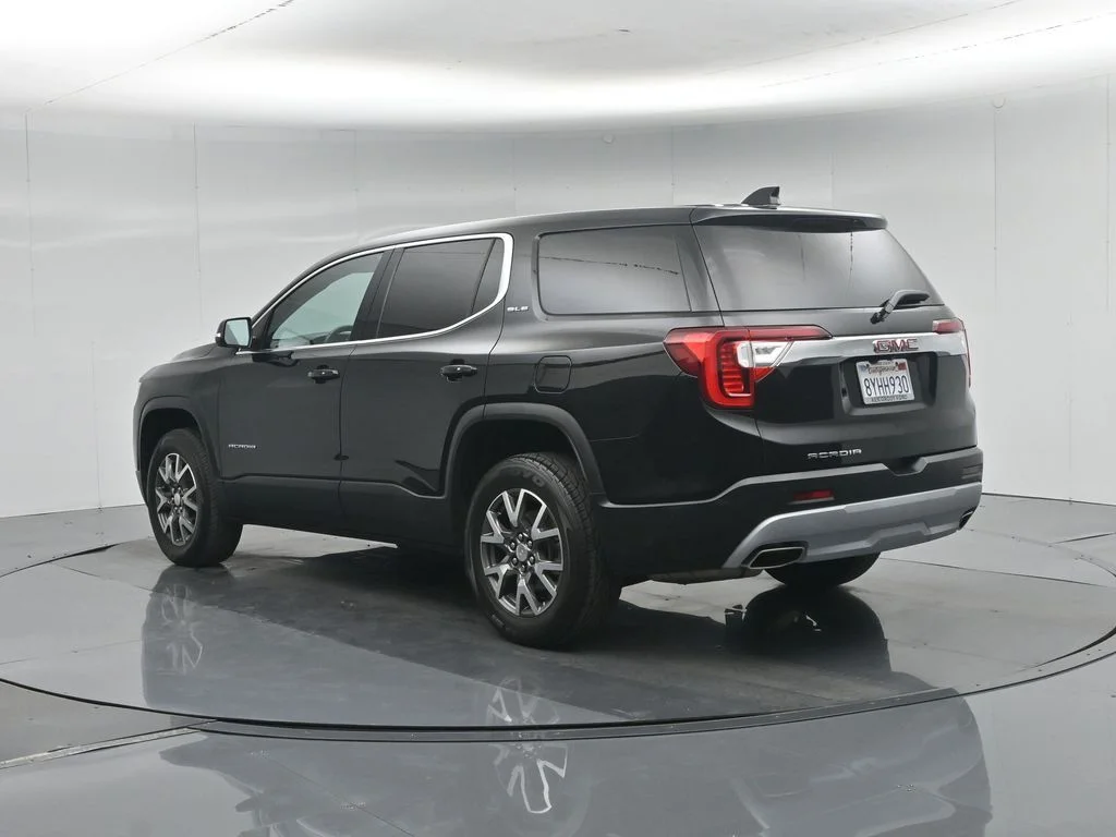 Used 2022 Black GMC SLE image 7