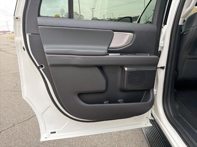 New 2025 Star White Metallic Tri-Coat Ford Active MAX image 15