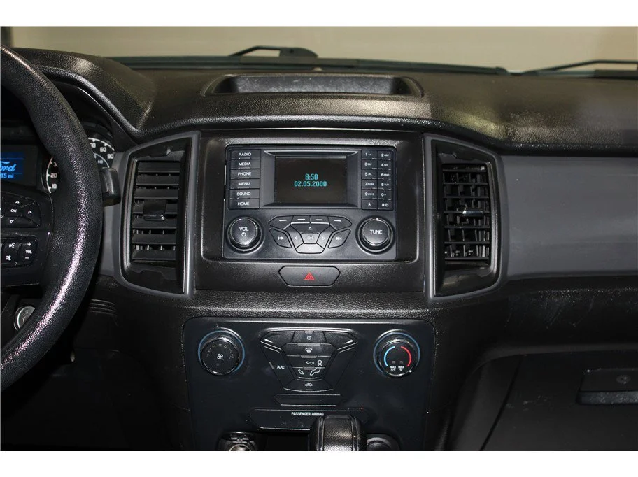 Used 2022 White Ford XL Pickup 4D 5 ft image 17