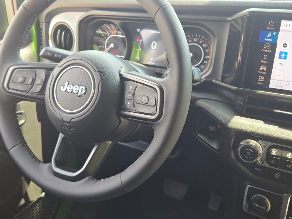 New 2025 Mojito Clearcoat Jeep Sport S image 7
