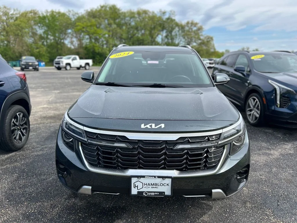Used 2024 Gray Kia EX image 2