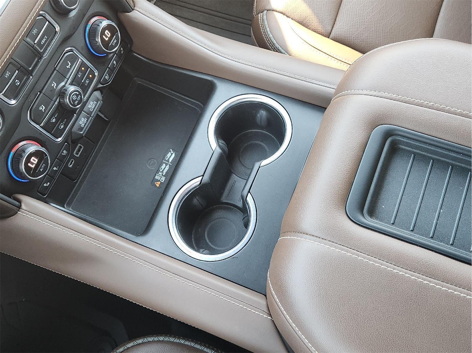 Used 2021 EMPIRE BEIGE METALLIC Chevrolet High Country image 21