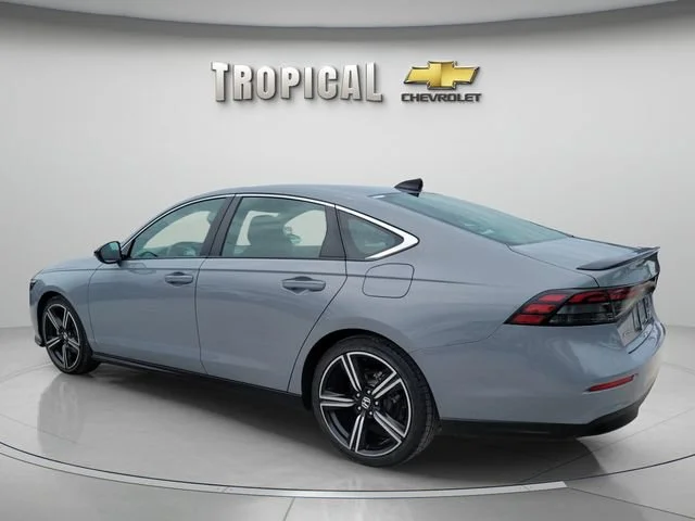Used 2024 Gray Honda Sport image 3