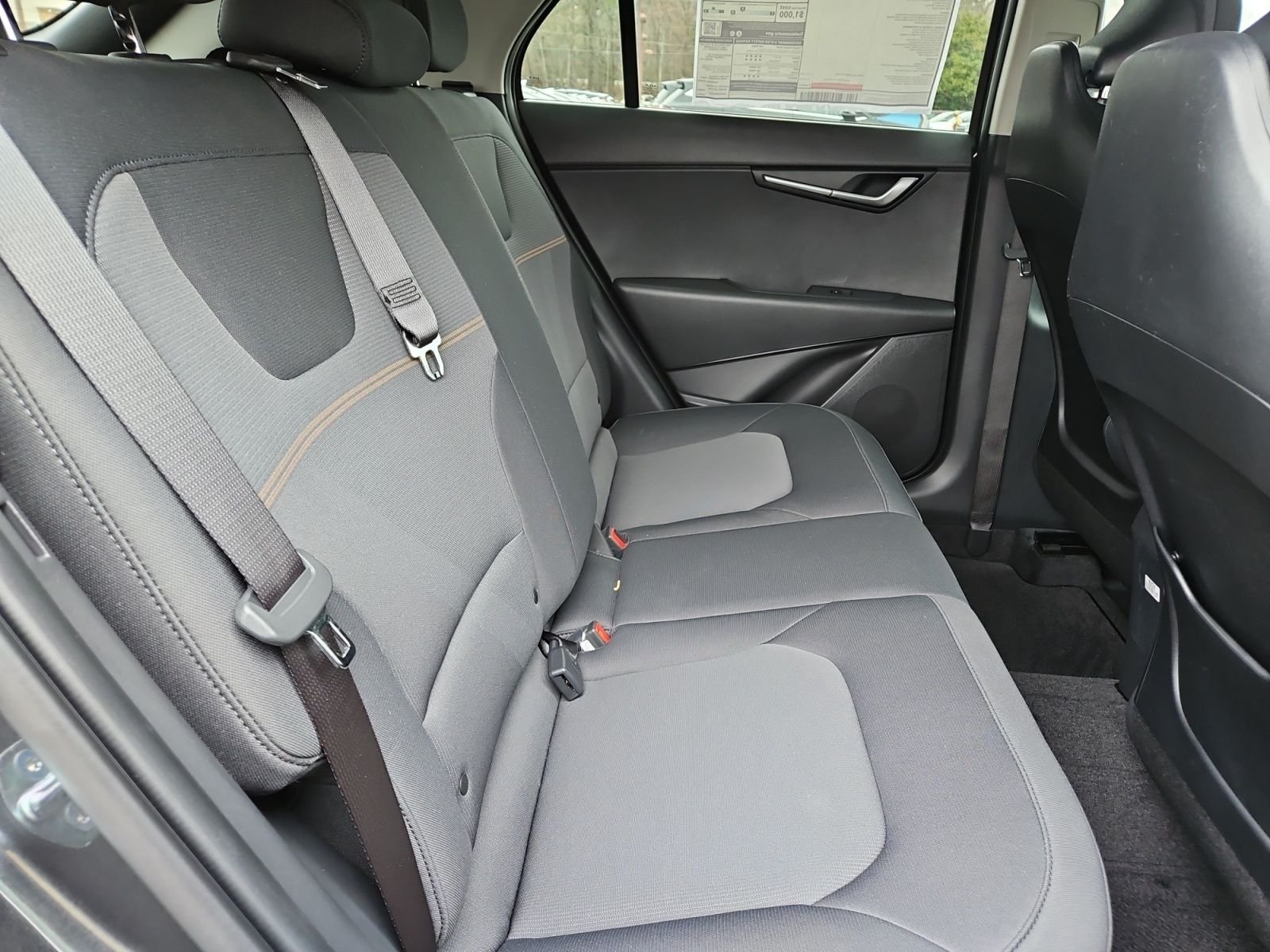 2025 Kia Niro LX - Photo 17