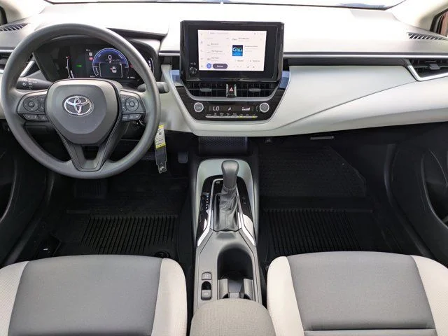 2026 Toyota Corolla LE - Photo 15