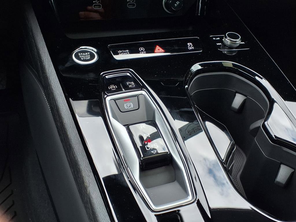 Used 2025 Black Metallic Audi Premium Plus image 21