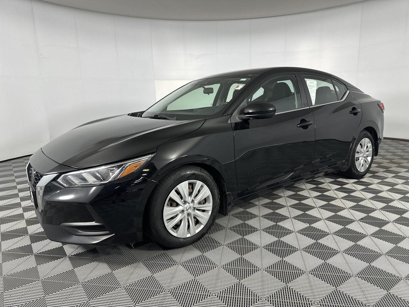 Used 2020 Super Black Nissan S image 3
