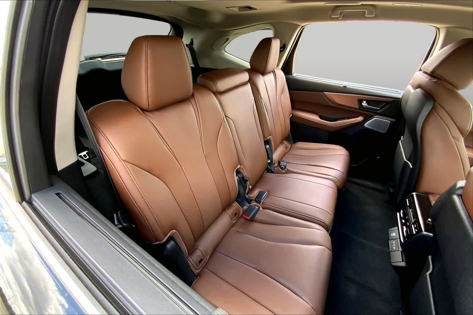 Used 2026 Majestic Black Pearl Acura w/Technology Package image 18