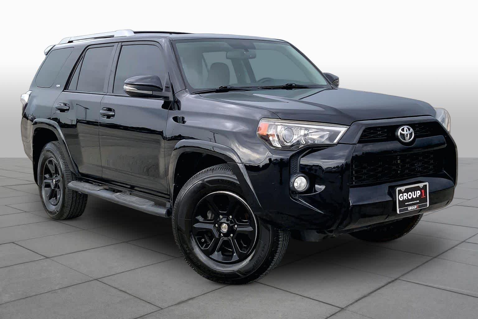 Used 2015 Attitude Black Metallic Toyota SR5 image 3