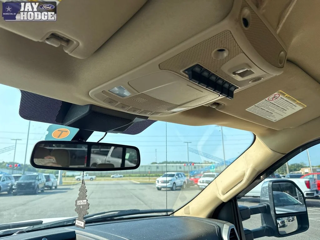 Used 2020 Oxford White Ford Lariat image 26