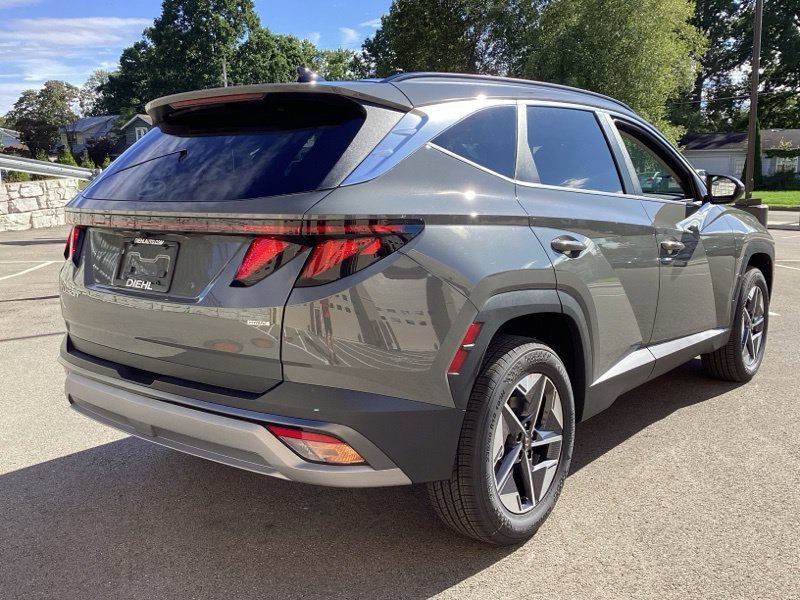 New 2026 Gray Hyundai SEL Plus image 7