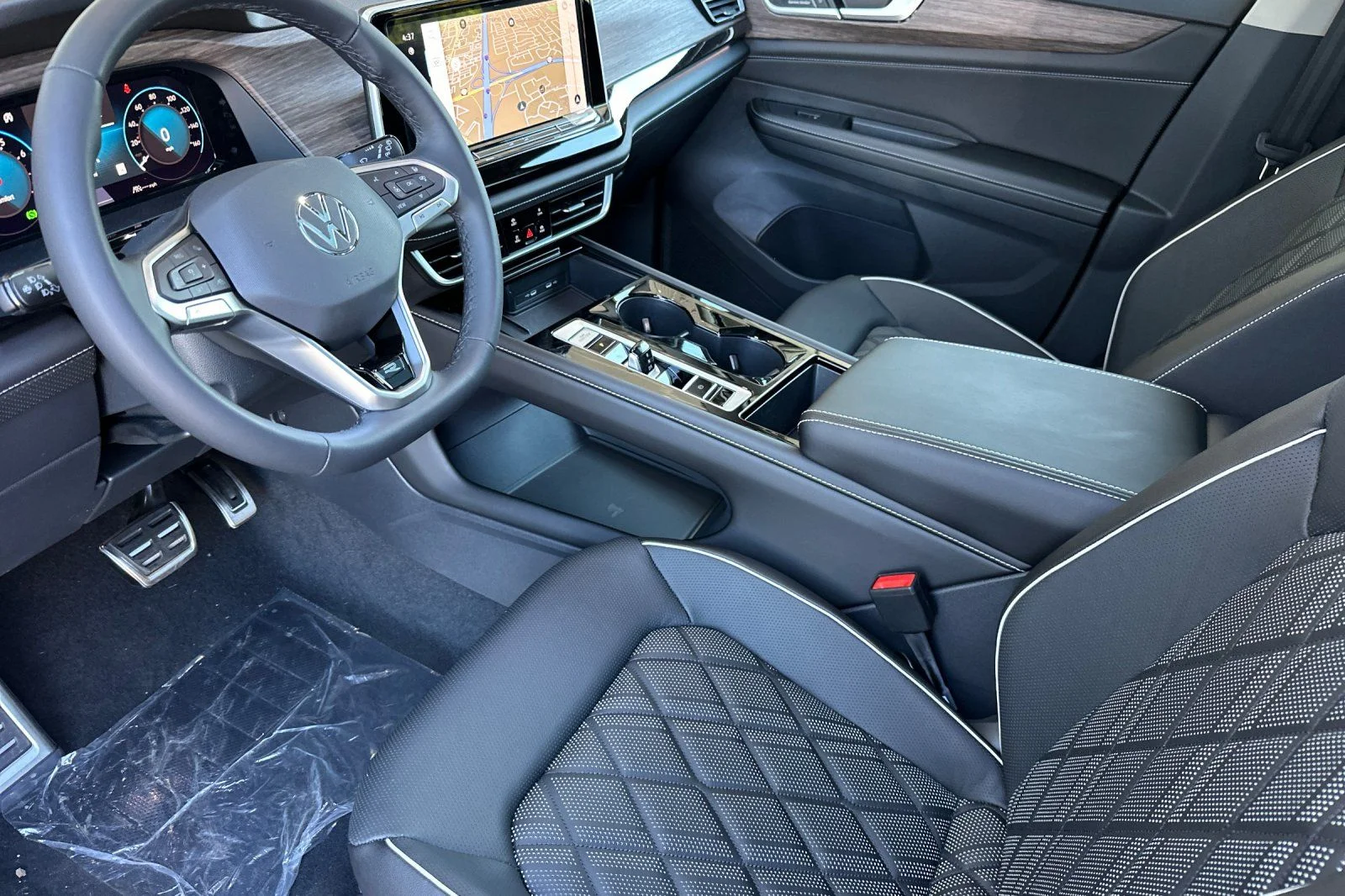 New 2026 Gray Volkswagen 2.0T SEL Premium R-Line image 9