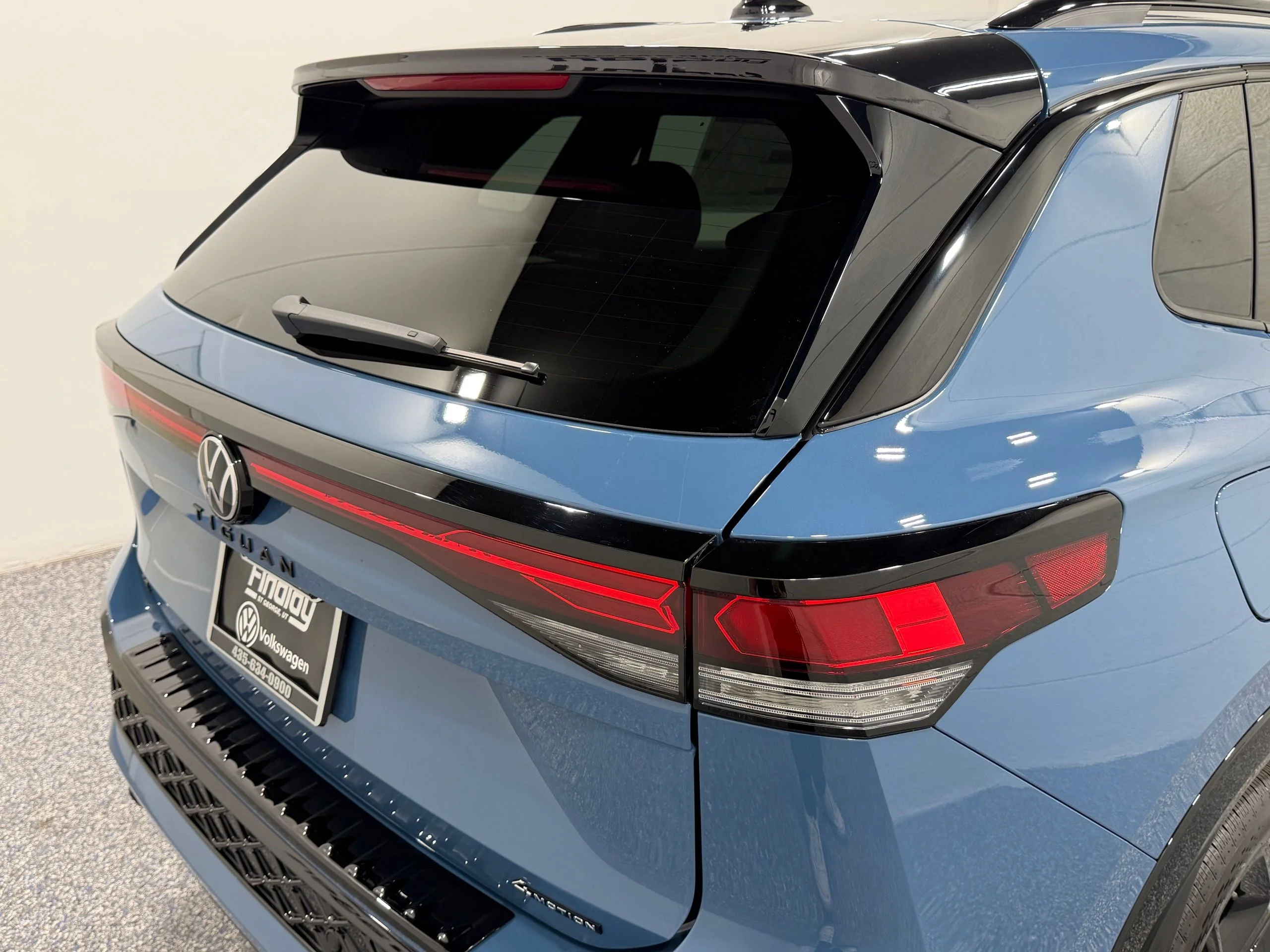 New 2026 Blue Volkswagen SE R-Line Black image 20