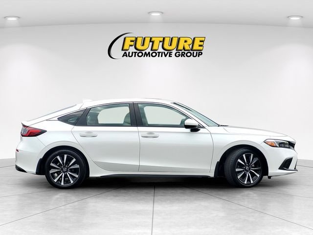 Used 2024  Honda EX-L image 3