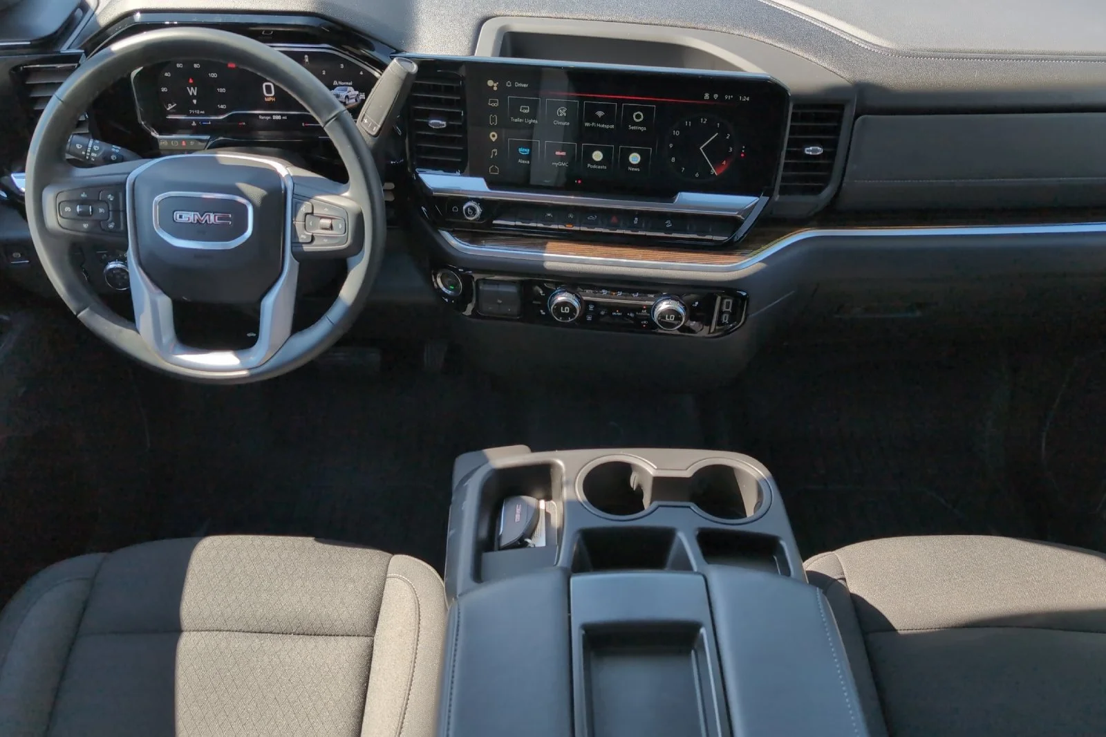 New 2025 Onyx Black GMC Elevation image 13