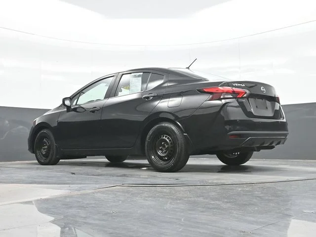 Used 2021 Black Nissan 1.6 S image 19