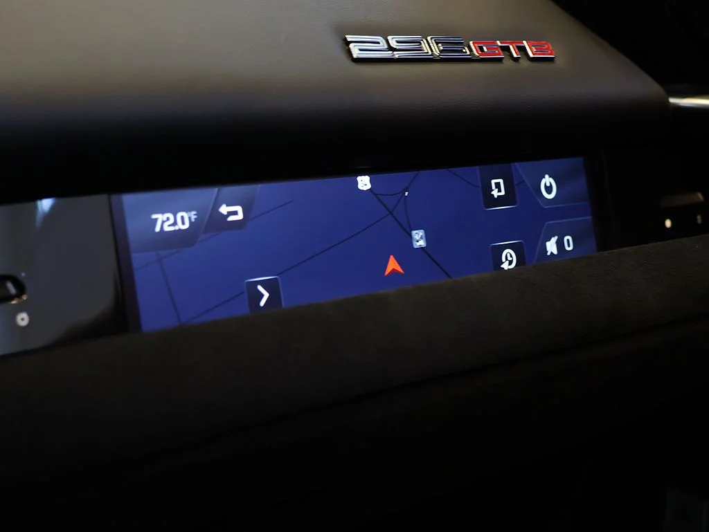 Certified Used 2025 Viola Hong Kong Ferrari  image 79