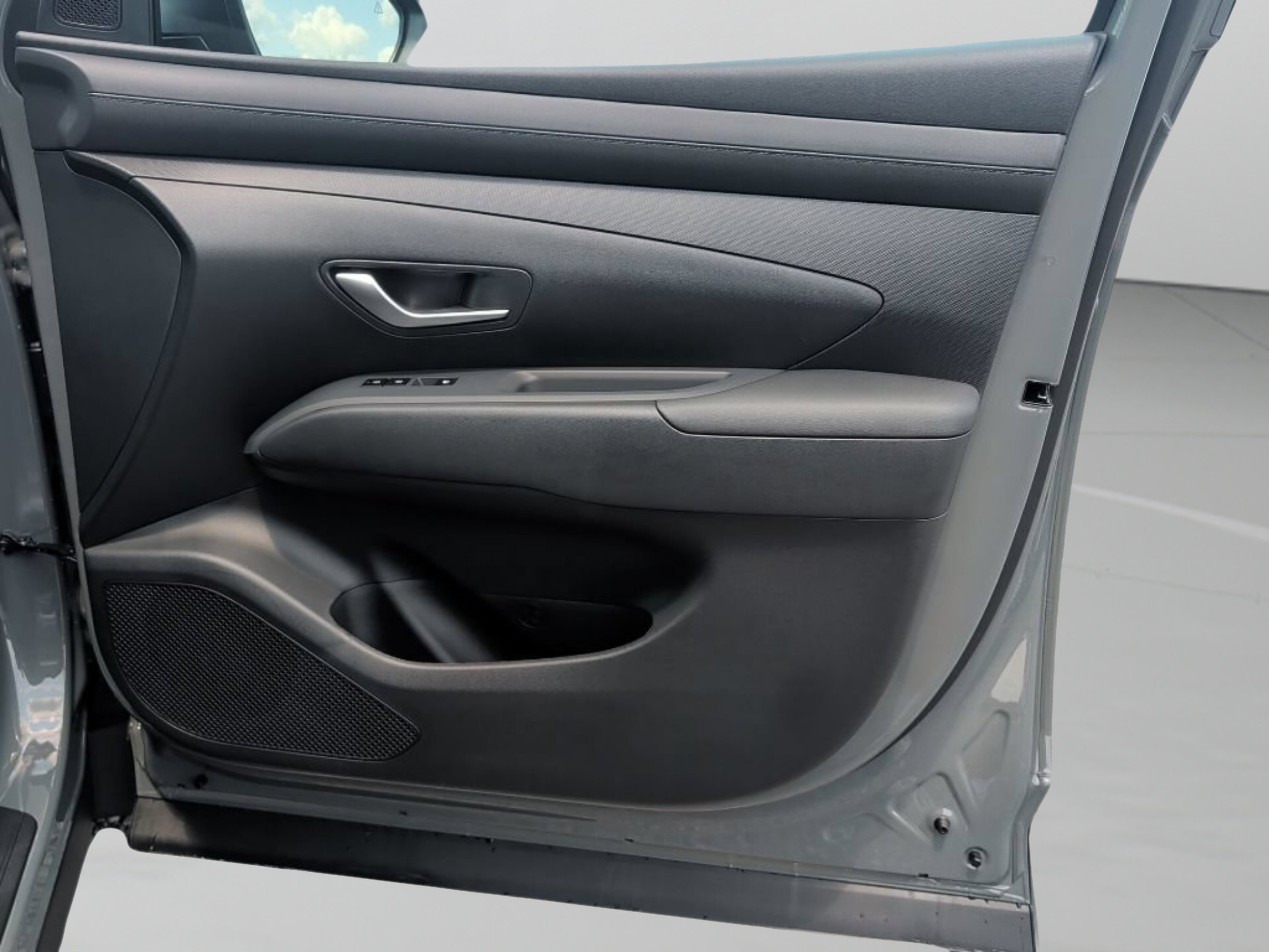 New 2026 Hampton Gray Hyundai SEL Plus image 39