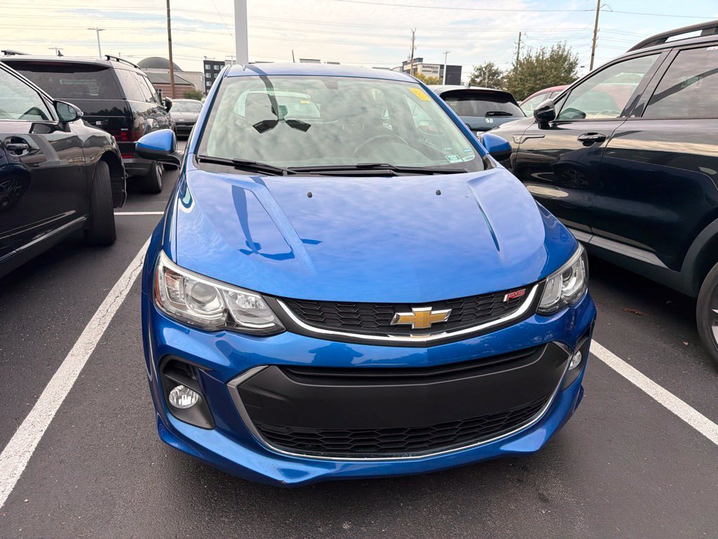 Used 2017 Blue Metallic Chevrolet LT image 5