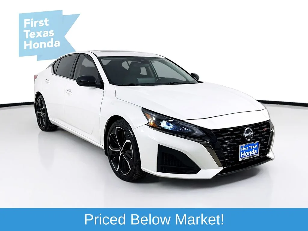 2024 Nissan Altima SR