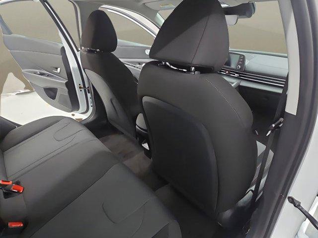 New 2026 White Hyundai SE image 17