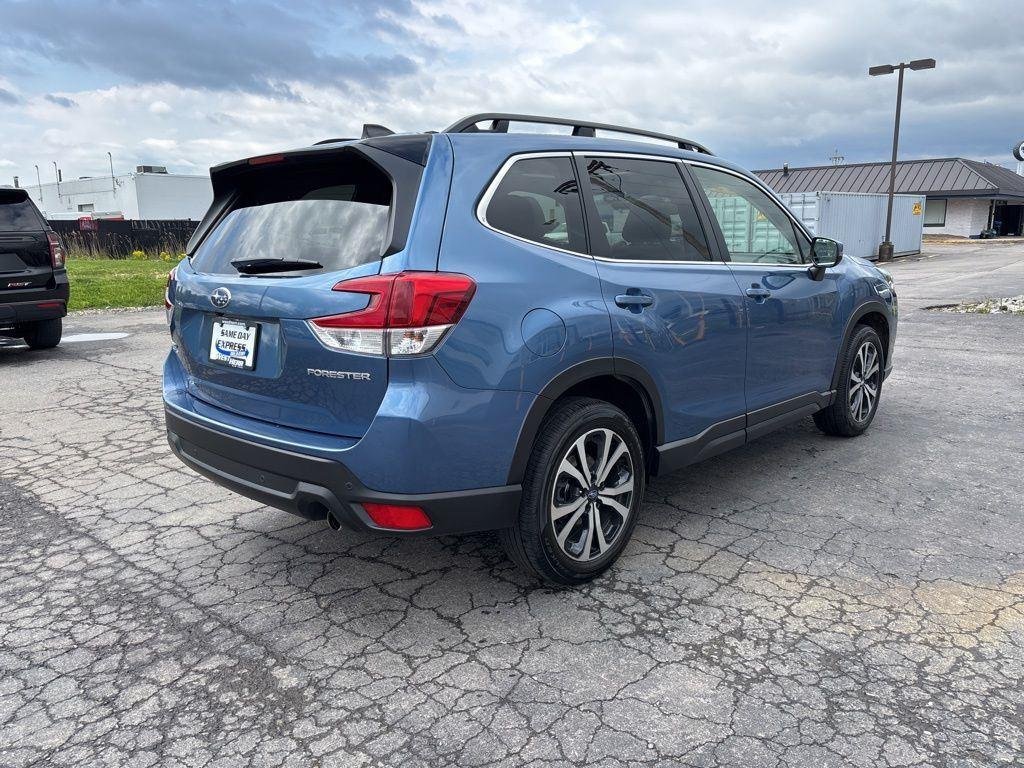 Used 2024 Horizon Blue Subaru Limited image 7