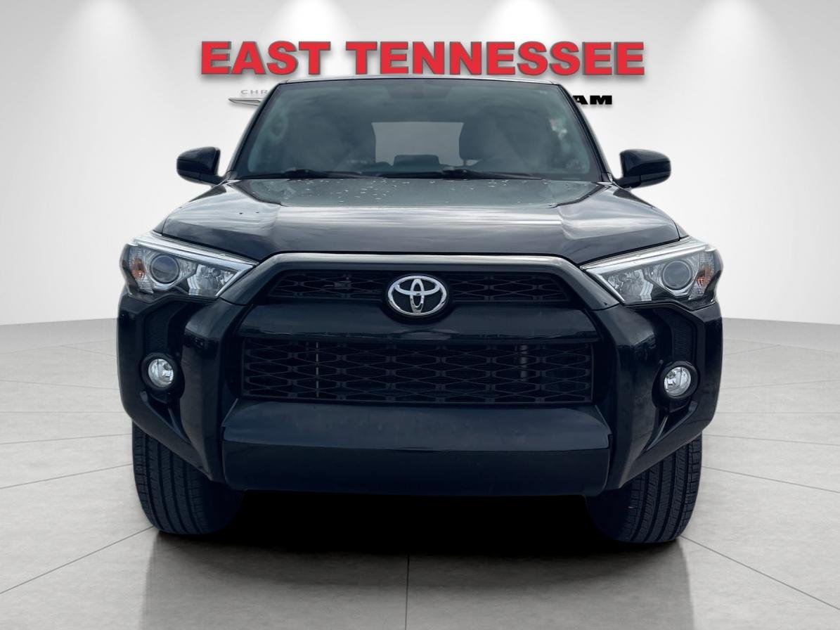 Used 2019 Black Toyota SR5 image 9