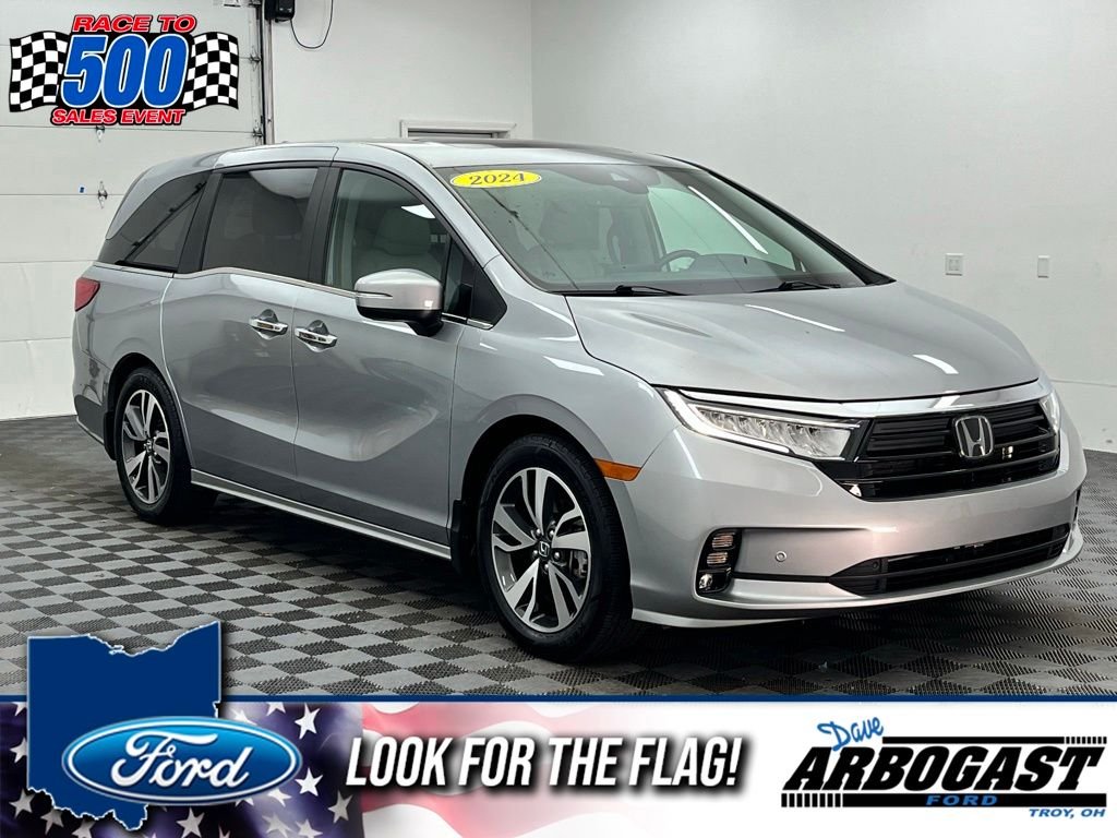 2024 Honda Odyssey Touring's photo