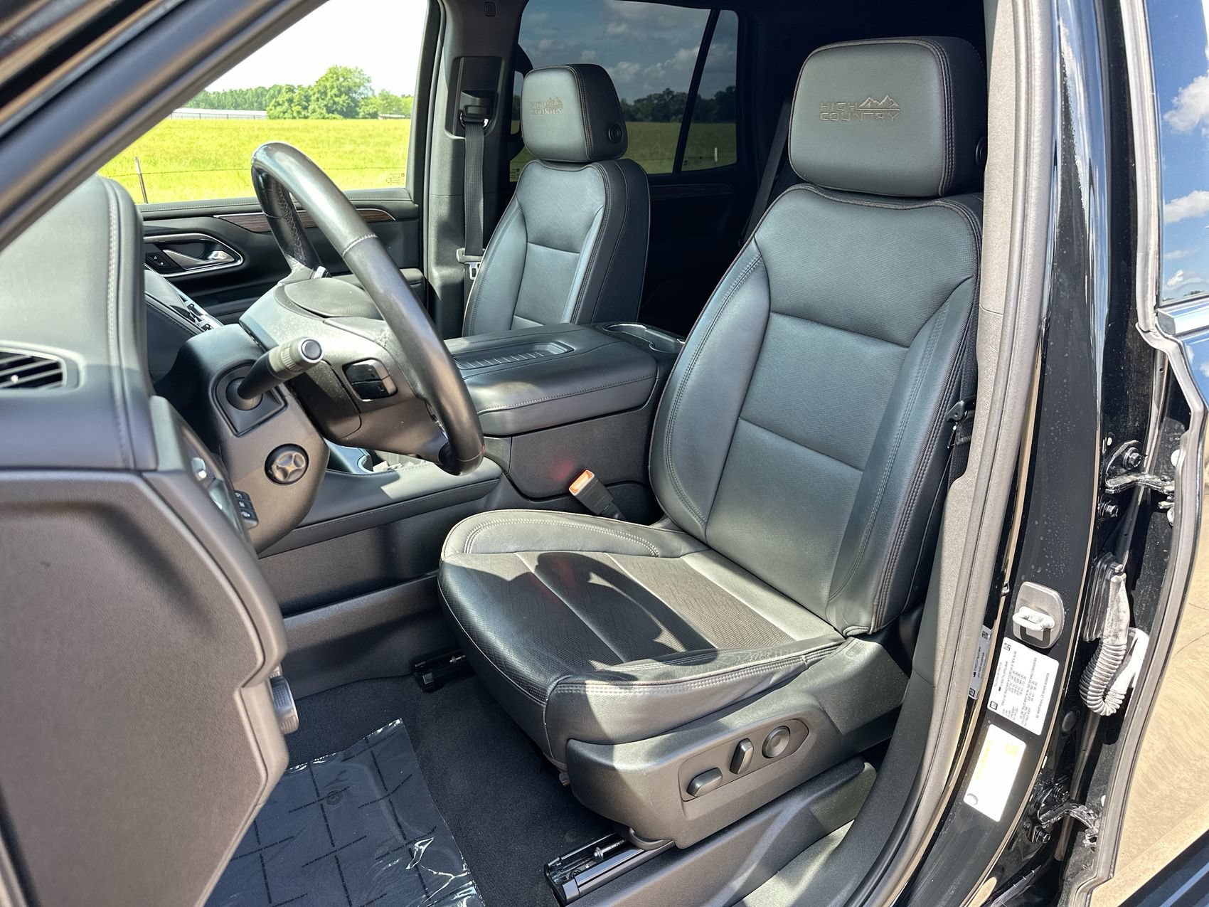 Used 2023 Black Chevrolet High Country image 11