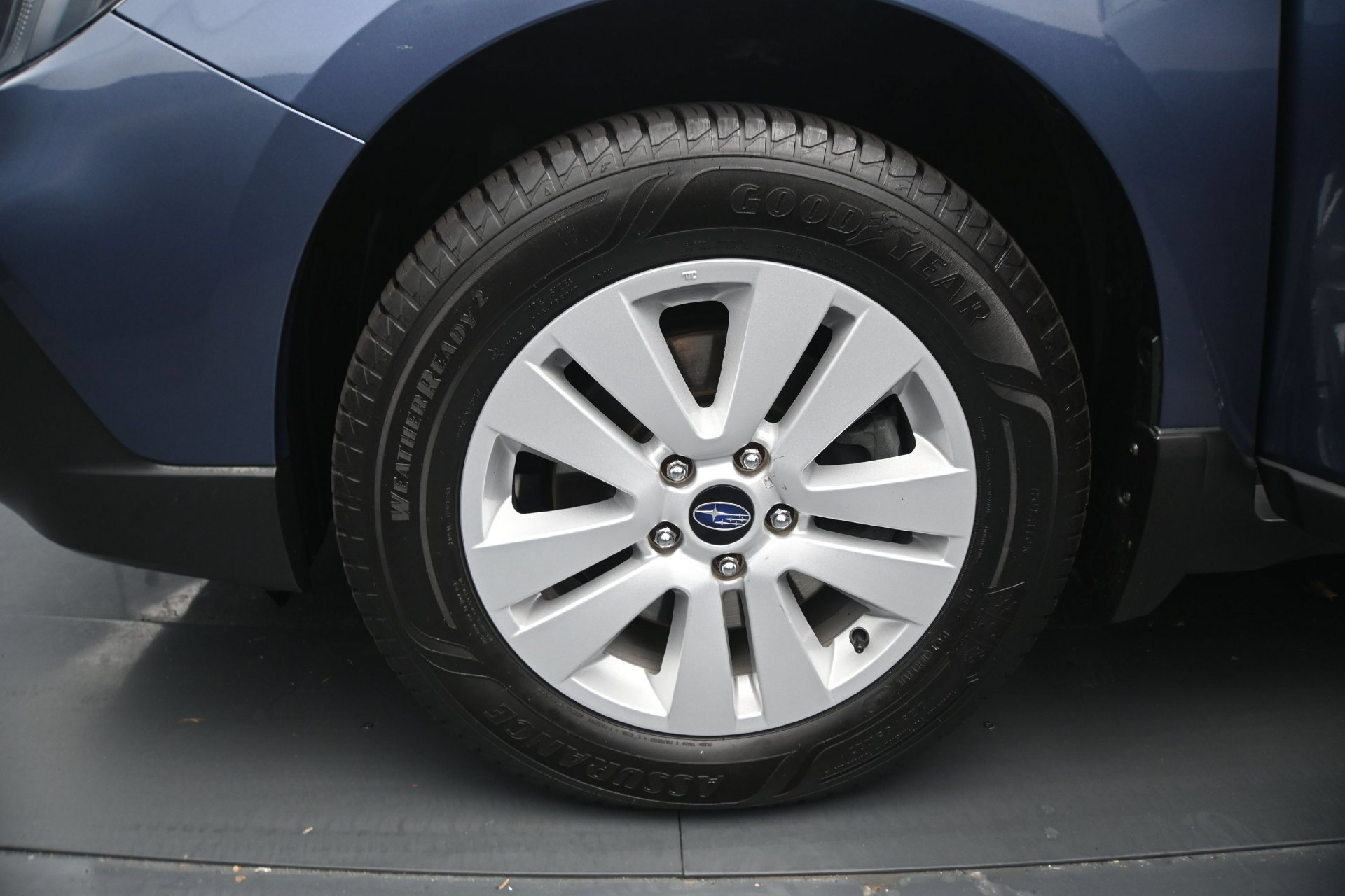 Used 2018 Twilight Blue Metallic Subaru 2.5i Premium image 32