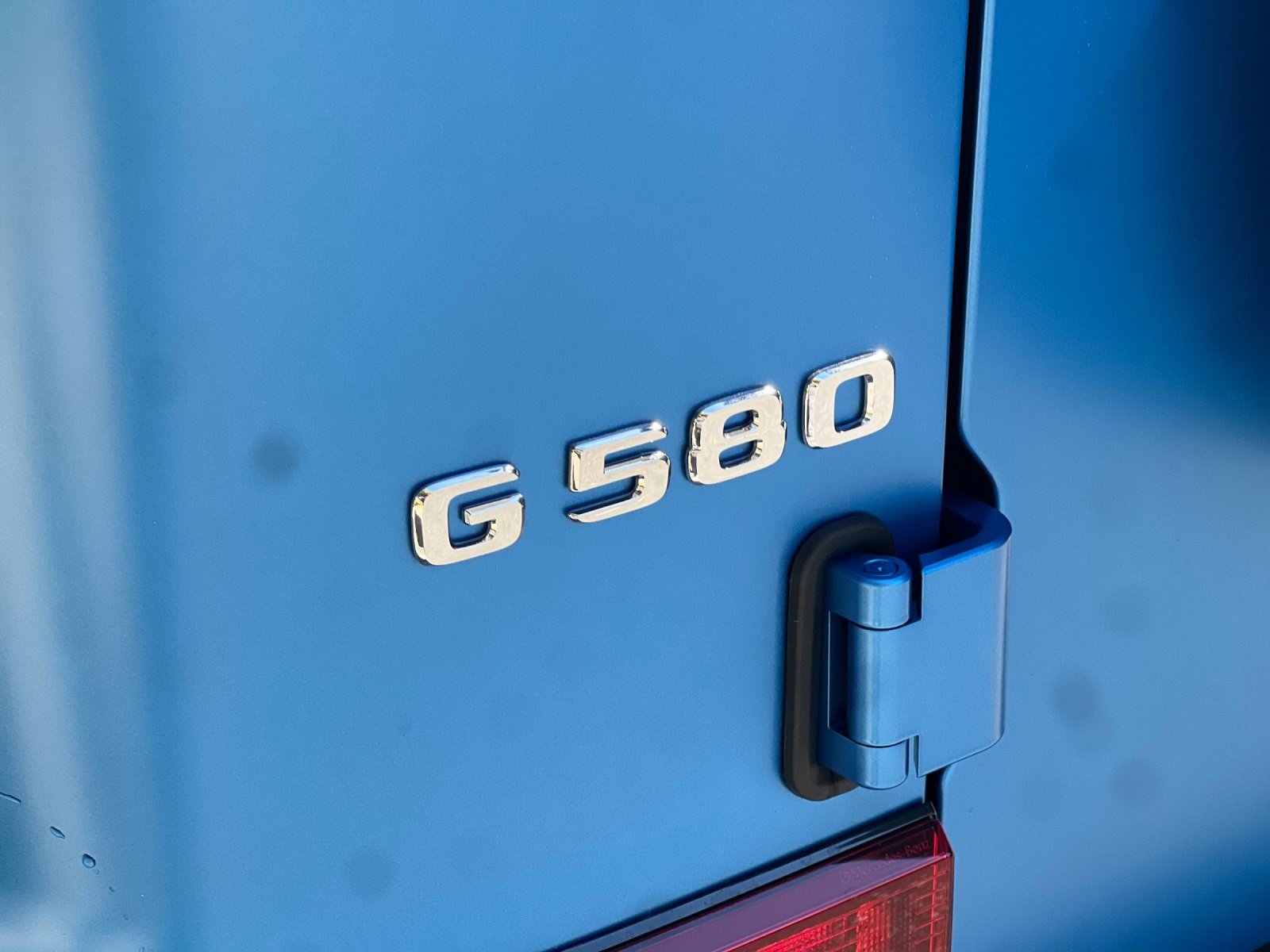 2025 Mercedes-Benz G-Class G580 - Photo 26